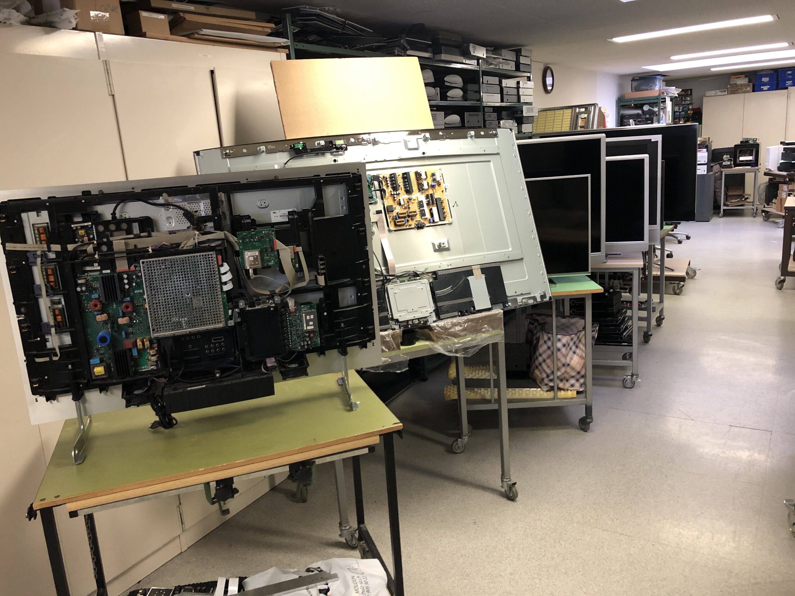 Réparation d'un appareil dans l'atelier